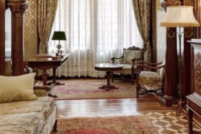 Bucharest Private Tour, Parliament Palace, Ceausescu House Visit - FAQ