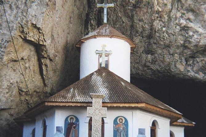 bucharest-private-tour-to-peles-castle-biggest-salt-mine-in-eu