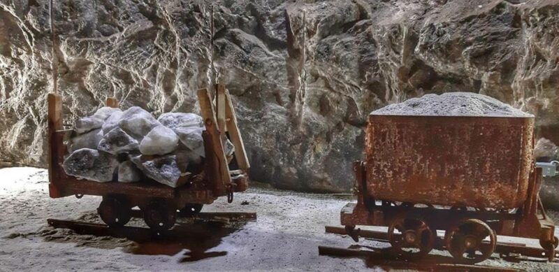 bucharest-the-biggest-salt-mine-in-europe-wine-tasting