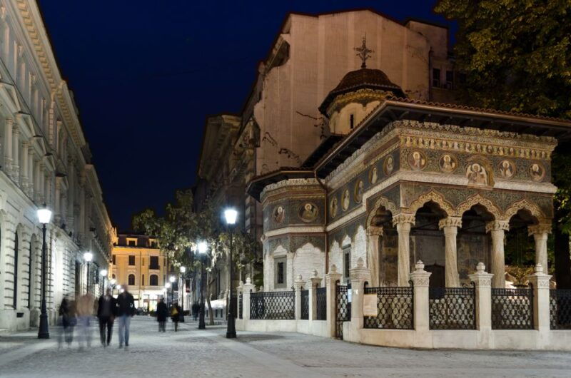 bucharest-the-underdog-of-europe-evening-sightseeing-tour