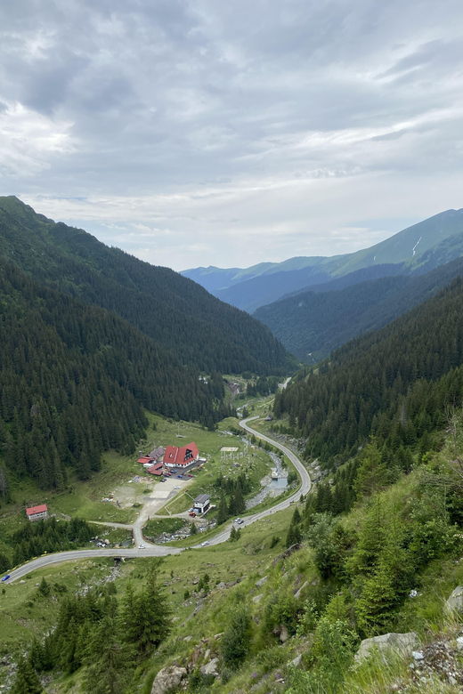 bucharest-transfagarasan-road-famous-spectacular