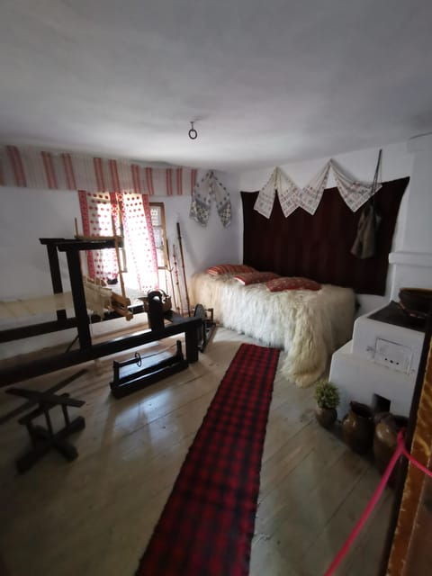 bucharest-village-museum-guided-tour-with-hotel-pickup