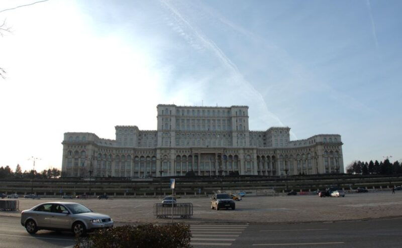 bucharests-scars-of-communism-half-day-private-walking-tour