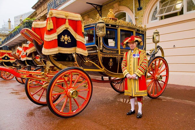 buckingham-palace-admission-ticket-to-the-royal-mews