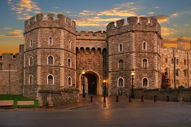 buckingham-palace-and-windsor-castle-self-guided-tour-with-coach