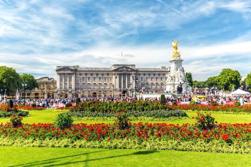 Buckingham Palace, Change the Guard & Crown Jewels Tour - Discovering London’s Royal and Historic Landmarks