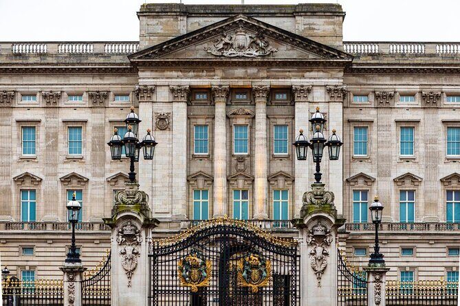 Buckingham Palace Entrance Ticket & Changing of the Guard Tour - What Makes This Tour Stand Out?