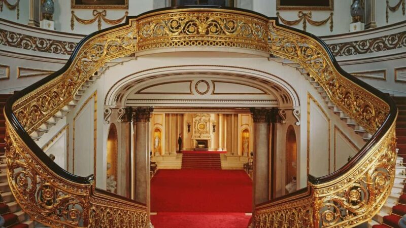 Buckingham Palace State Rooms Entry & Royal London Audio App - Key Points