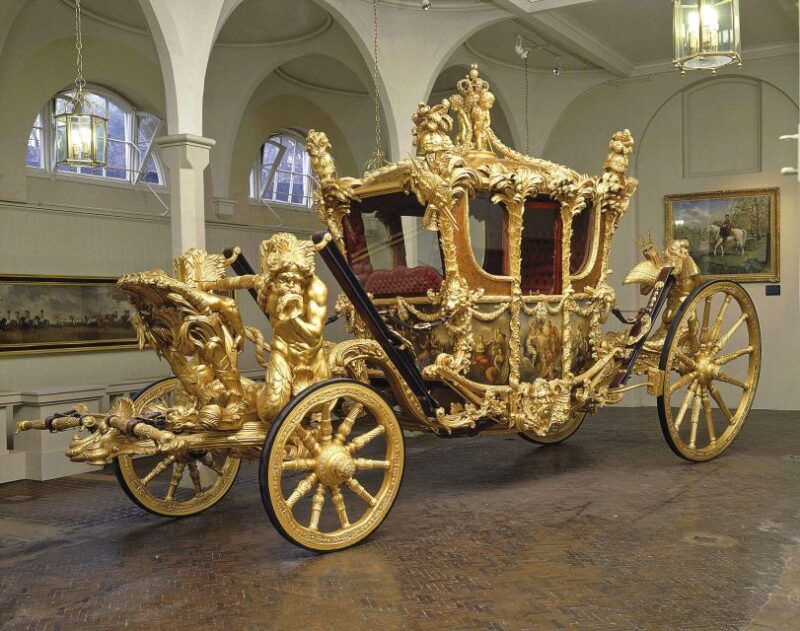 buckingham-palace-the-royal-mews-entrance-ticket