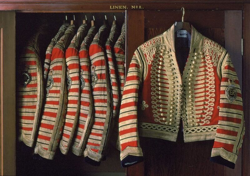 buckingham-palace-the-royal-mews-entrance-ticket