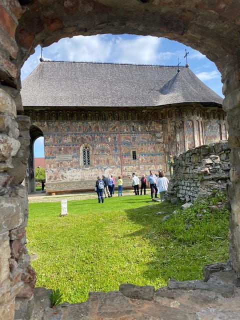 bucovina-painted-monasteries-tour-from-suceava-gura-humor