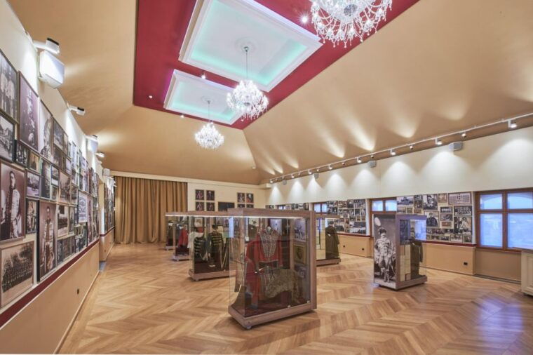 buda-castle-hungarian-delicacies-historical-exhibition