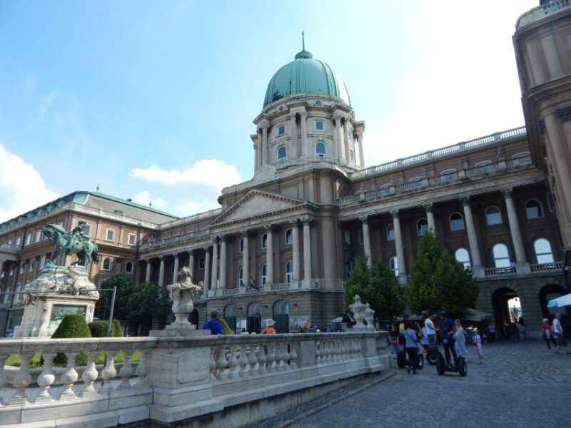 buda-castle-private-walking-tour