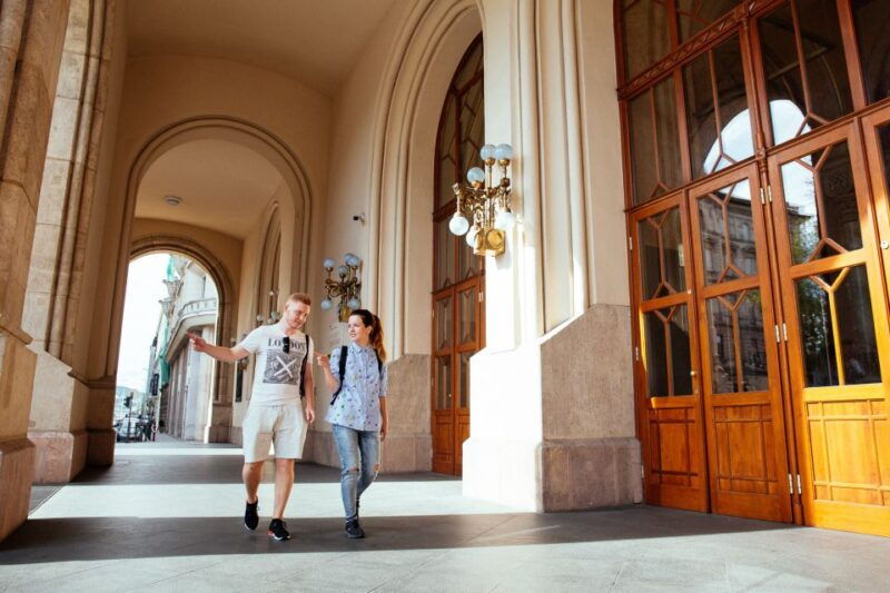 budapest-1-5-hour-private-kick-start-tour-with-a-local