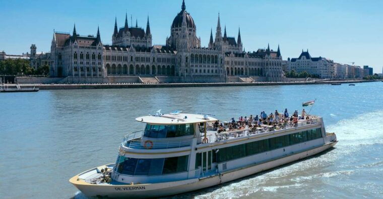 budapest-1-hour-sightseeing-danube-river-cruise