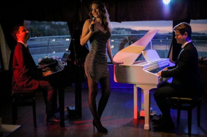 budapest-4-course-dinner-cruise-with-piano-show