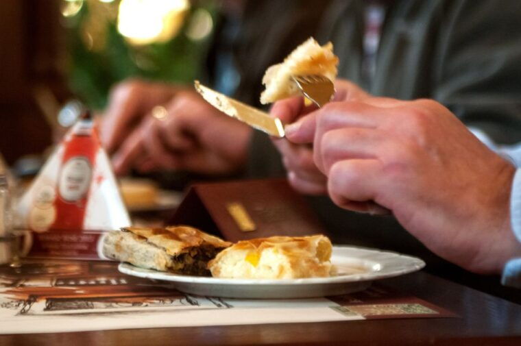 budapest-all-in-one-walking-tour-with-strudel-house-stop