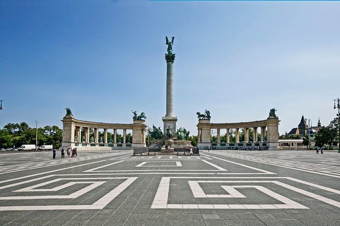 budapest-all-in-one-walking-tour-with-strudel-stop
