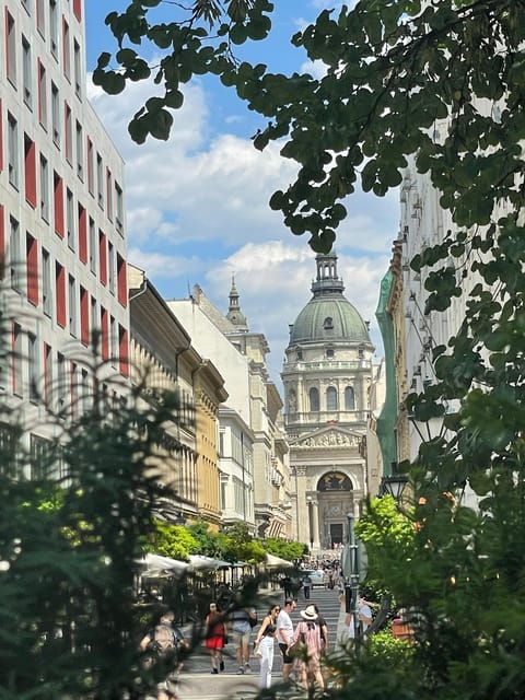 budapest-assist-the-authorities-outdoor-escape-room-game