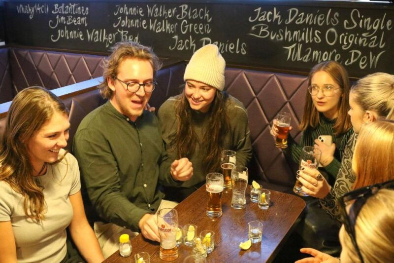 budapest-bar-crawl-tour-with-local-drinks