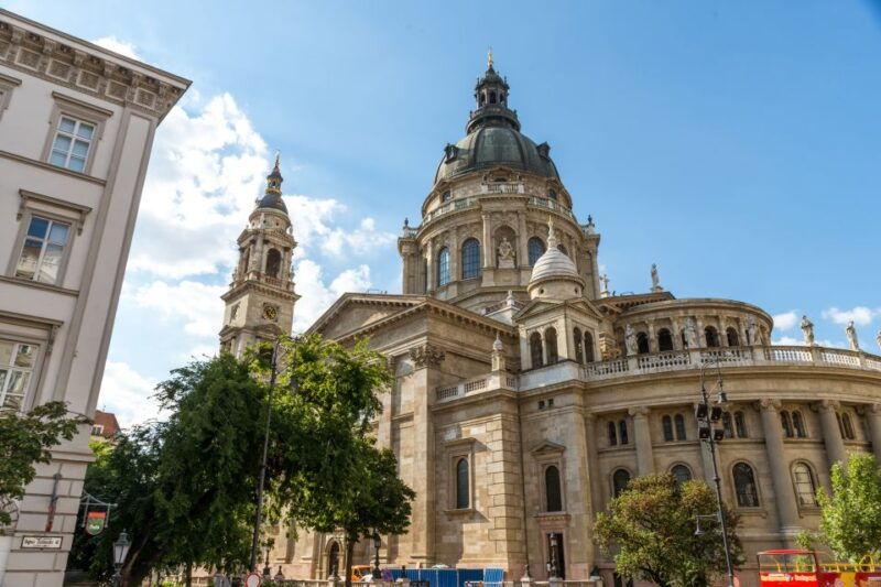 budapest-big-bus-hop-on-hop-off-sightseeing-tour