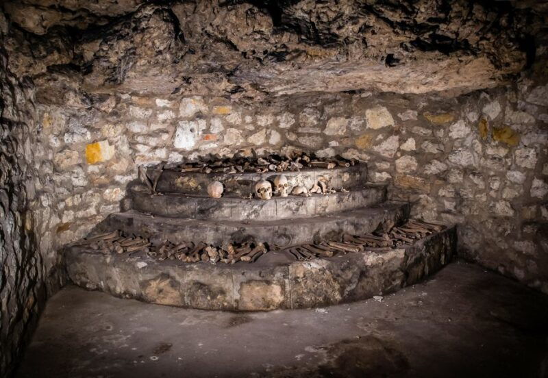 budapest-buda-castle-cave-tour