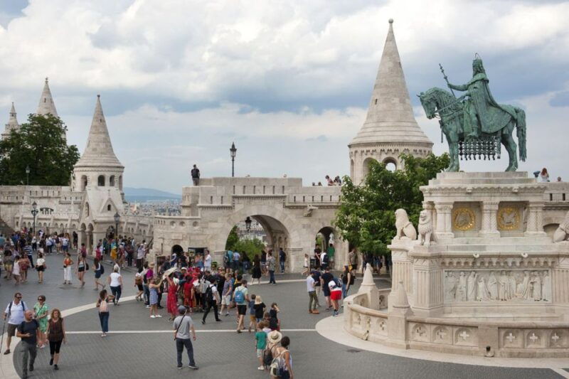 budapest-buda-castle-district-walking-tour