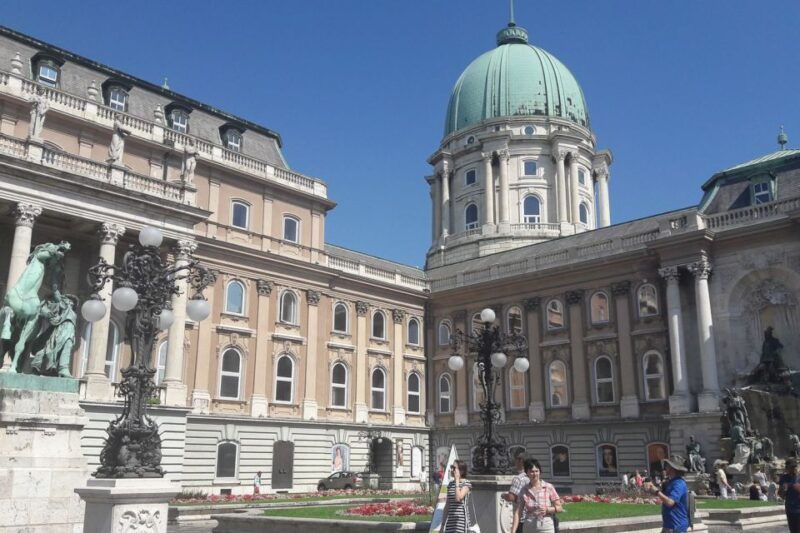 budapest-buda-castle-district-walking-tour
