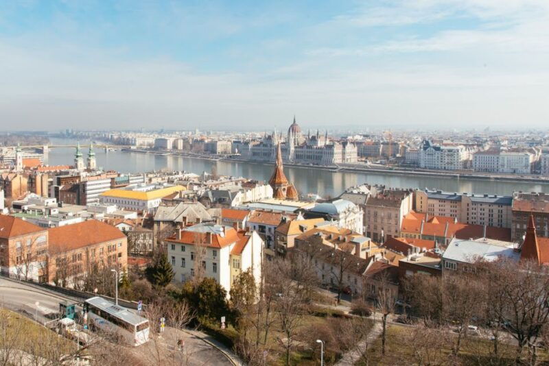 budapest-buda-castle-district-walking-tour-with-a-historian