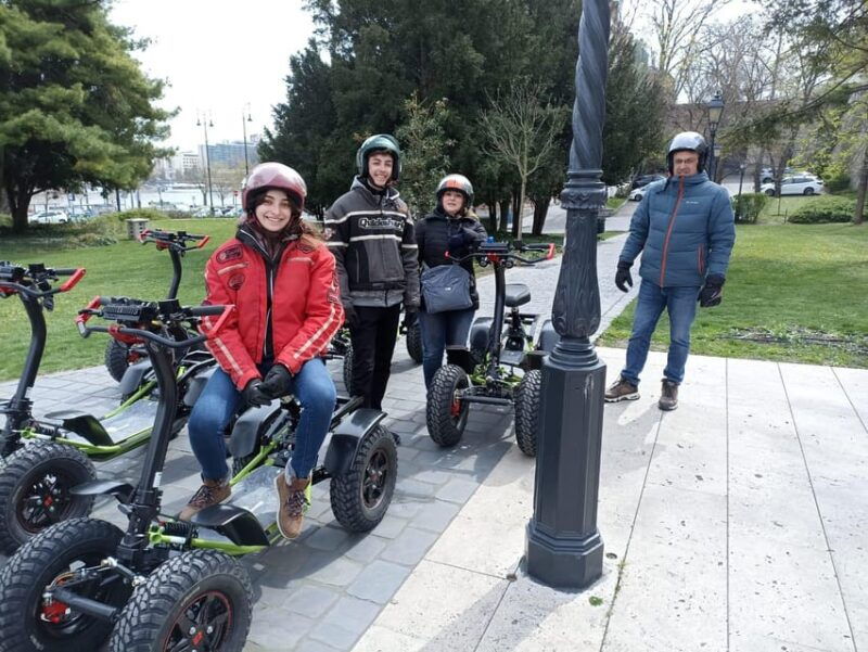 budapest-buda-highlights-guided-tour-on-electric-ezraider