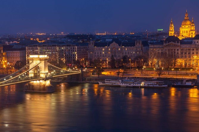 budapest-by-night-private-driving-tour