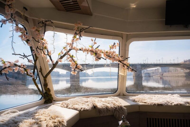 budapest-by-night-sightseeing-cruise