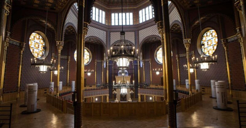 budapest-castle-district-and-jewish-quarter-walking-tour