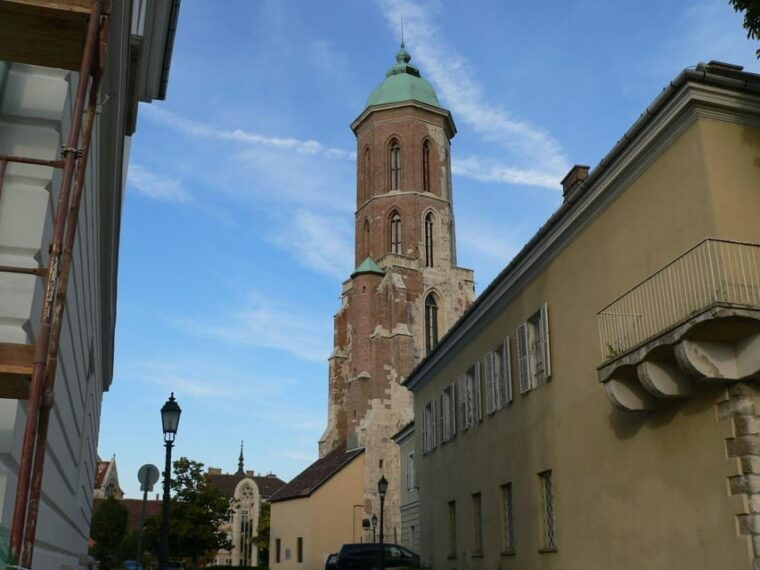 budapest-castle-district-walking-tour-2