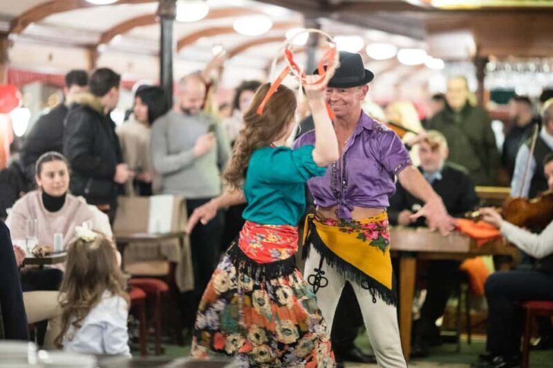 Budapest: Christmas and Holiday Danube Dinner Cruise - An Overview of the Experience