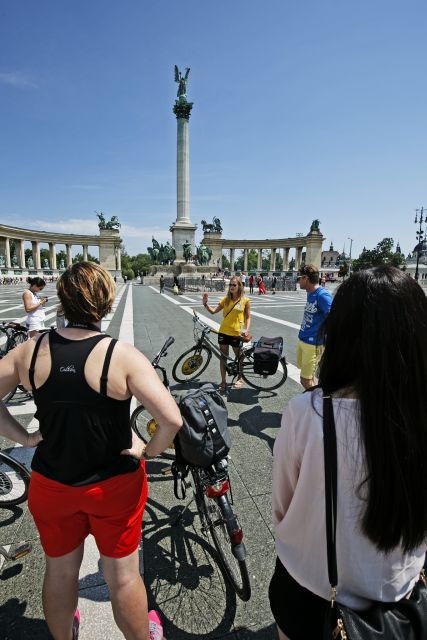 budapest-city-bike-tour-with-coffee-stop