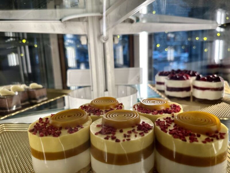 budapest-coffee-house-tour-with-cofffee-dessert-tasting