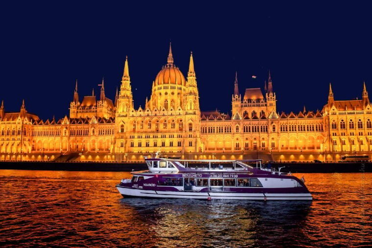 budapest-danube-cruise-with-folk-dancing-and-drinks