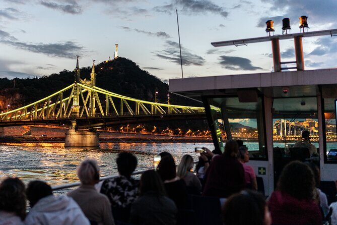Budapest Danube River Sightseeing Night Cruise with Drinks - Key Points