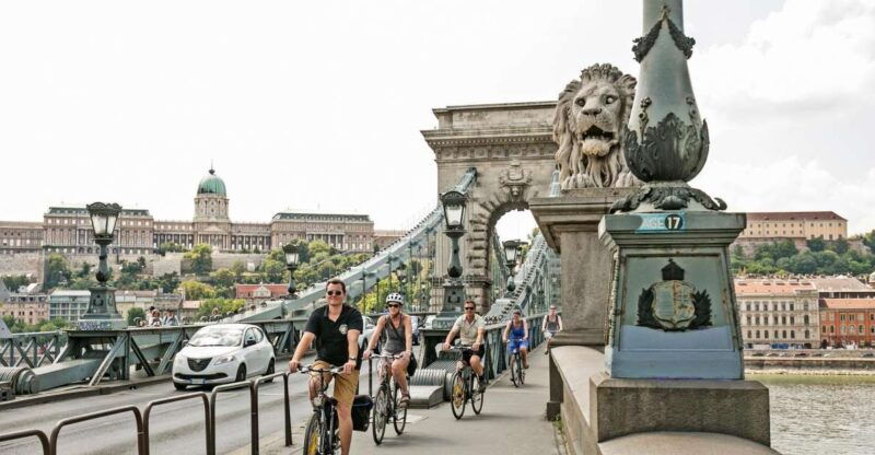 budapest-danube-river-views-bike-ride