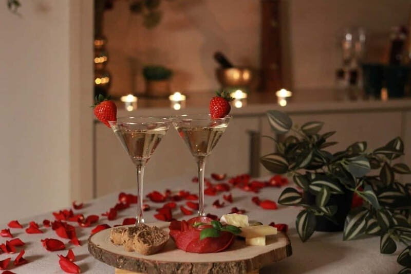 BUDAPEST, Day Spa : Couples Massage with Roses Bubble Bath - Practical Considerations and Tips