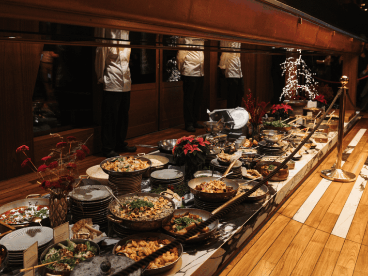 budapest-dinner-cruise-river-diva-exclusive