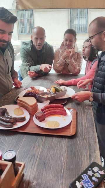 budapest-eat-the-street-food-tour-with-wine-tasting