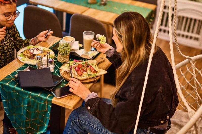 budapest-eggscuse-me-brunch-bistros-bottomless-offer