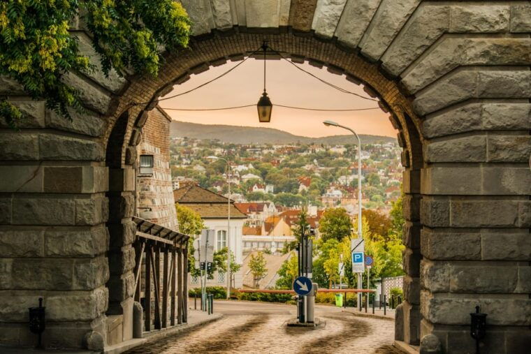 budapest-exploration-for-solo-travelers-with-local-companion