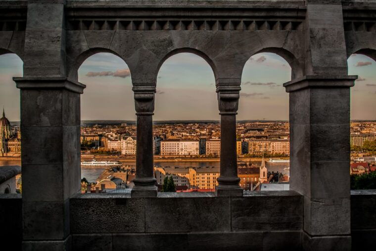 budapest-exploration-for-solo-travelers-with-local-companion