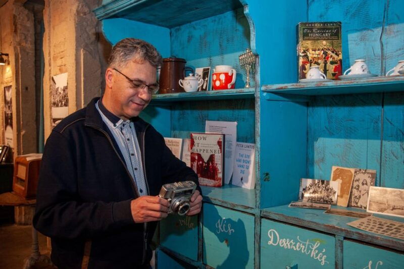 budapest-ghetto-wall-exhibition-with-history-guide