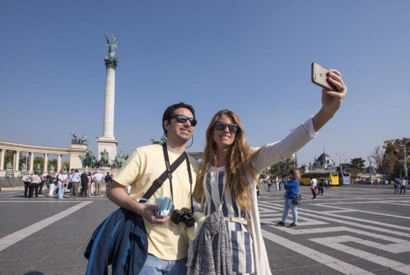 budapest-grand-city-tour-with-parliament-visit-3