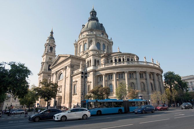 budapest-grand-city-tour-with-parliament-visit