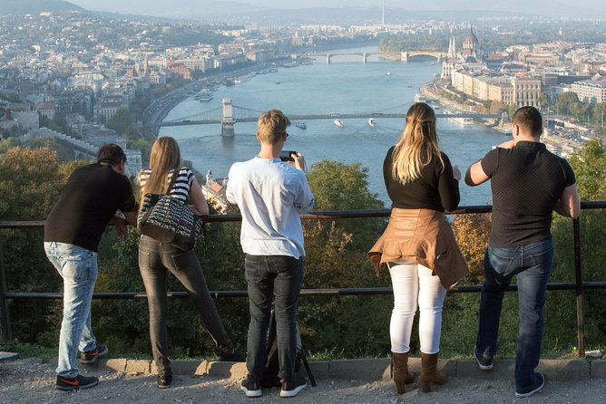 budapest-grand-city-tour-with-parliament-visit